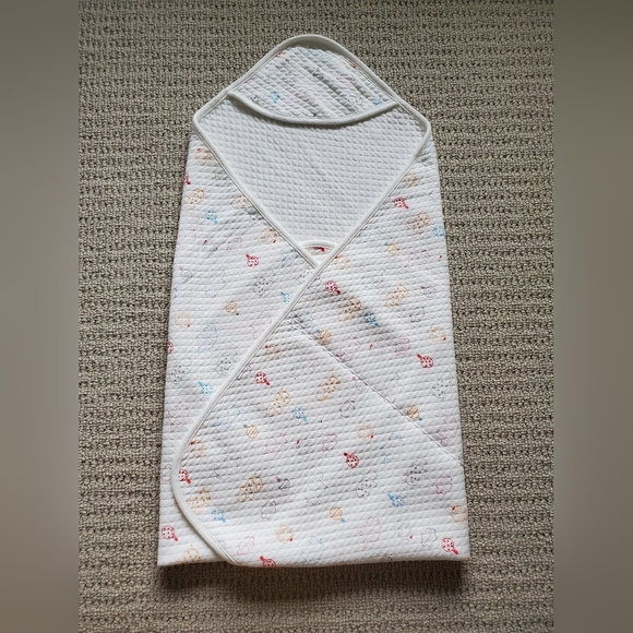 New✨ Bebeone hooded Baby Blanket - Picture 2 of 5